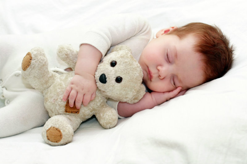 Ο ακανόνιστος ύπνος των παιδιών προκαλεί προβλήματα