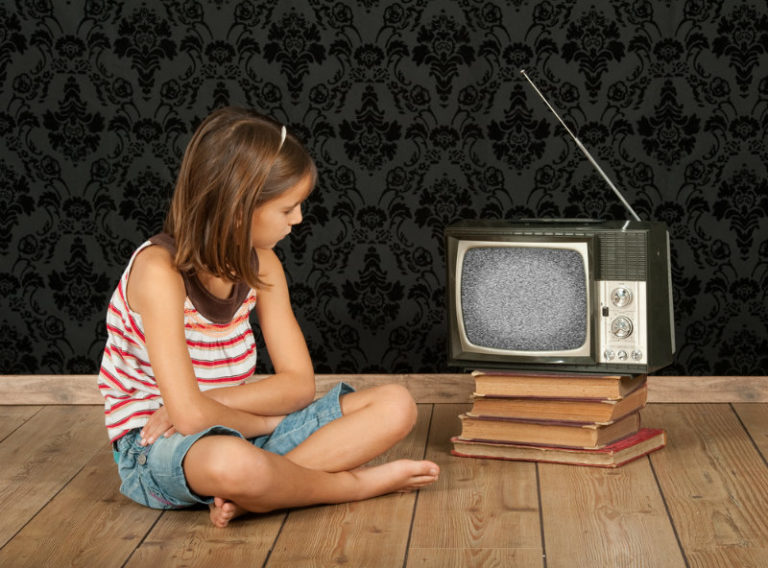 Όριο στην παρακολούθηση τηλεόρασης από τα παιδιά | vita.gr