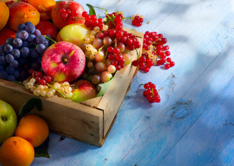 Στο μπουφέ φάτε πρώτα τα φρούτα | vita.gr