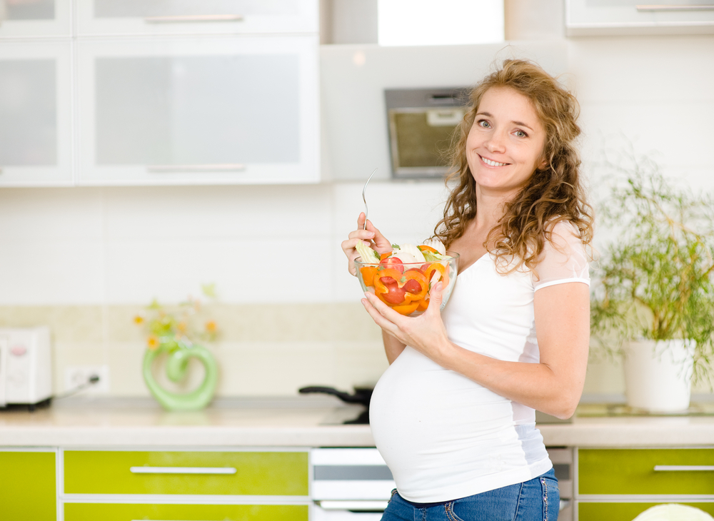 Εγκυμοσύνη: μην τρώτε πολύ, ούτε και λίγο!