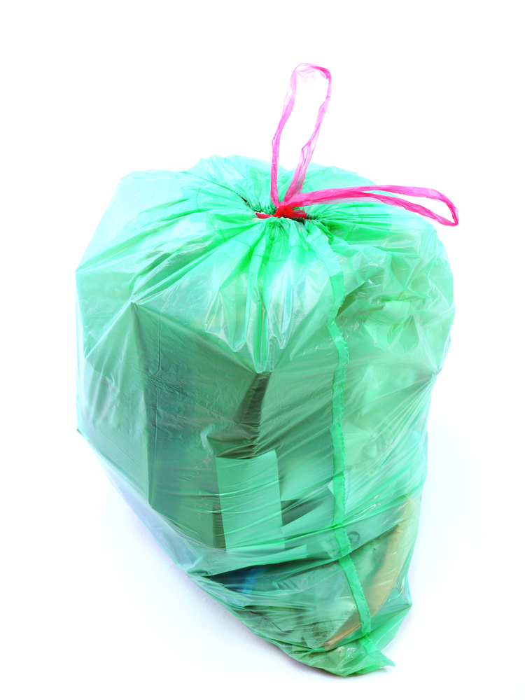 Πώς να διώξω τις δυσάρεστες οσμές από τις σακούλες σκουπιδιών; | vita.gr