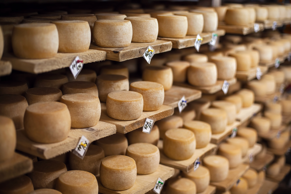 Θα τρώγατε τυρί φτιαγμένο στο εργαστήριο;
