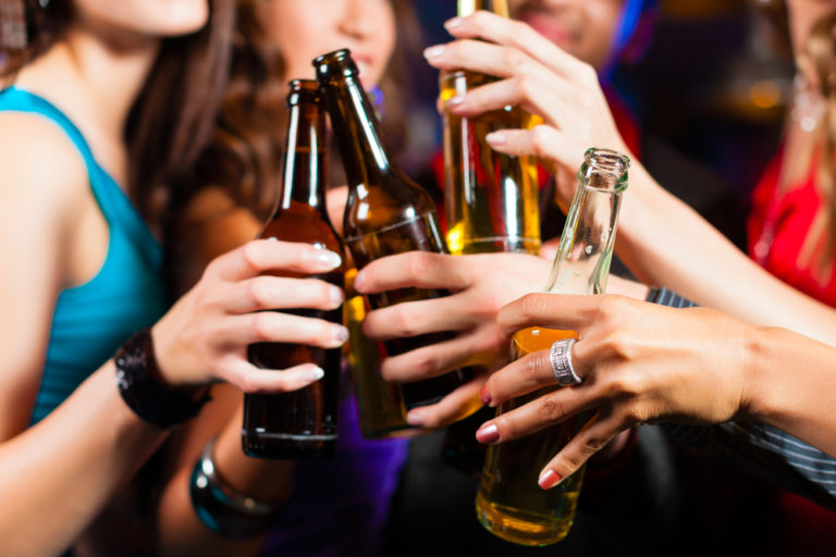 Το αλκοόλ ευνοεί τη μνήμη | vita.gr