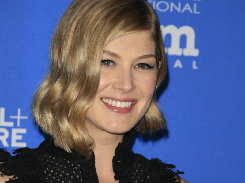 Rosamund Pike