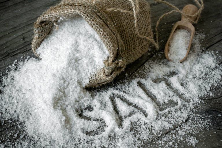 Το αλάτι παχαίνει | vita.gr