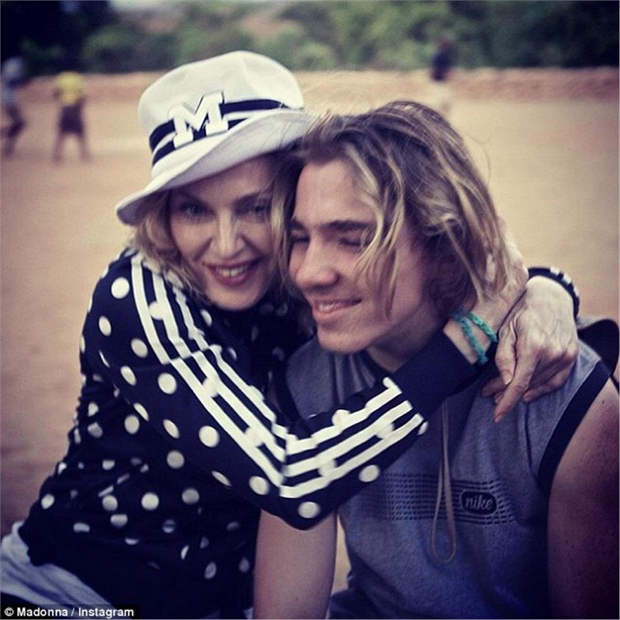 Η Madonna και τα παιδιά της στο Instagram