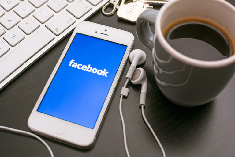 Το facebook μακραίνει τη ζωή; | vita.gr