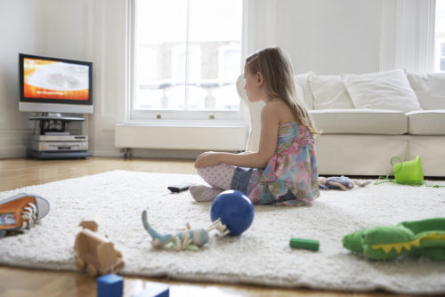 Τα παιδιά που βλέπουν πολλή τηλεόραση παχαίνουν