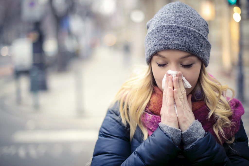 Η γρίπη κολλάει και από την αναπνοή;