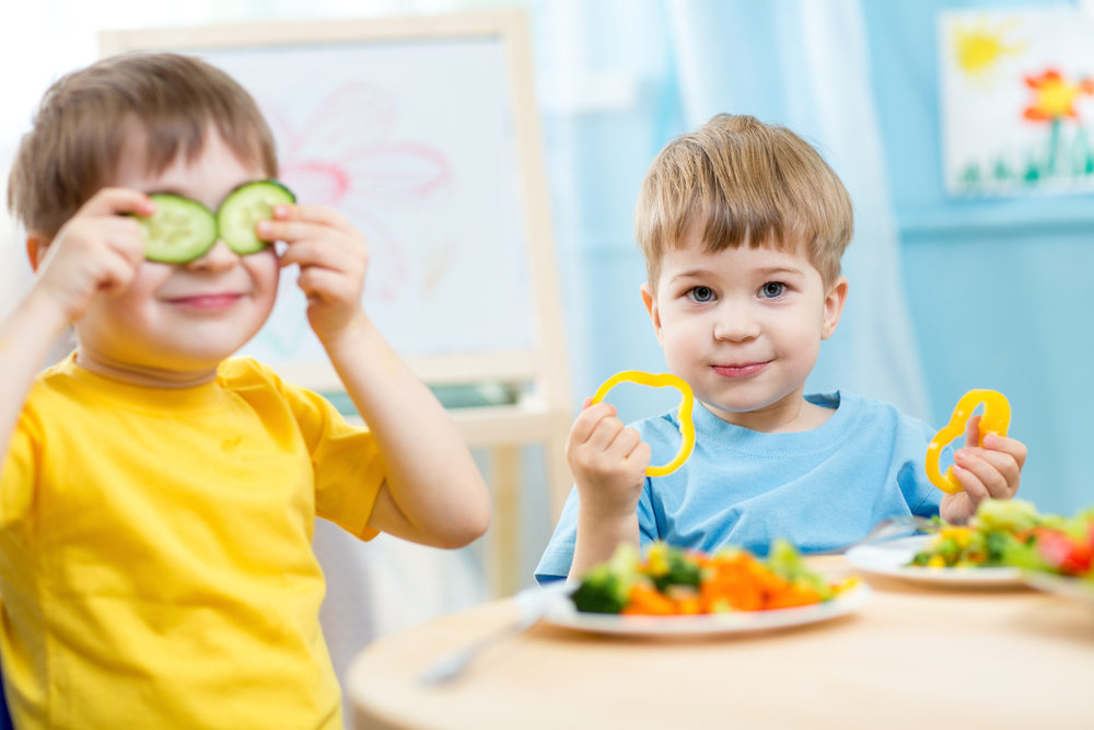 Πώς θα πείσετε το παιδί σας να φάει λαχανικά