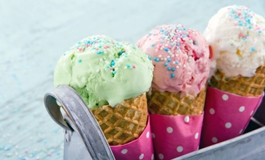 Γιατί τρώμε παγωτό όταν είμαστε λυπημένοι | vita.gr