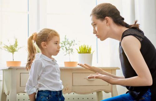 Είναι φυσιολογικό που το νήπιο έχει εμμονή να οργανώνει τα πάντα;