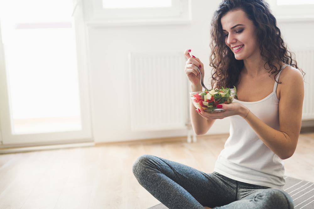 Πέντε απλοί τρόποι να περιορίσετε την όρεξή σας για φαγητό