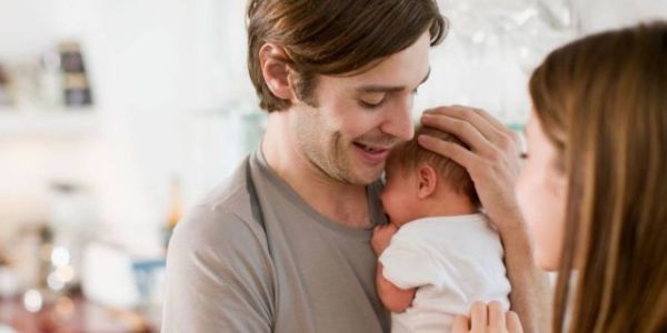 Πώς συνδέεται ο μπαμπάς με το μωρό του | vita.gr