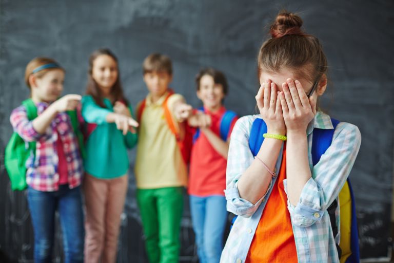Πώς θα θωρακίσετε το παιδί ενάντια στο bullying | vita.gr