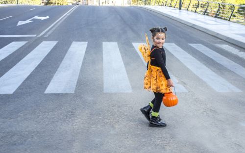 Η ασφάλεια του μικρού παιδιού όταν είναι πεζό