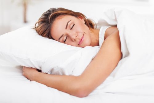 Το ρυθμικό κούνημα οδηγεί σε καλύτερο ύπνο των ενηλίκων
