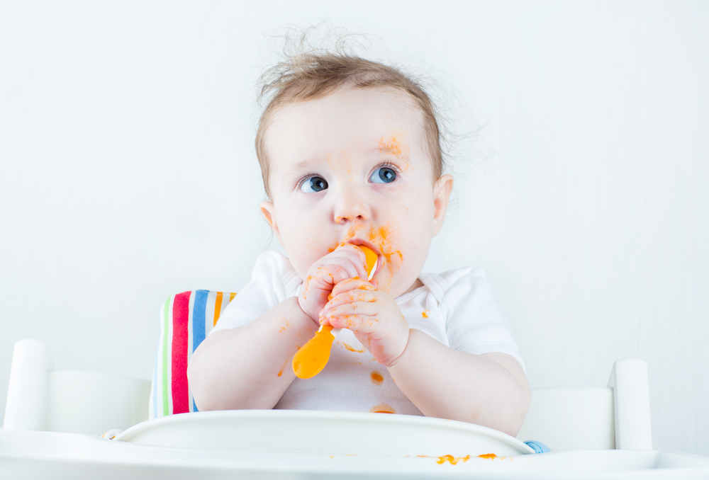 Πότε είναι έτοιμο το παιδί για στερεές τροφές;