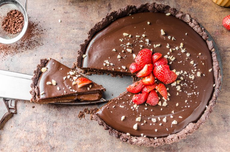 Σοκολατένιο γλυκό ψυγείου με μπισκότα | vita.gr