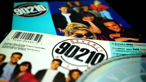 Η πρώτη φωτογραφία από το remake του «Beverly Hills 90210»