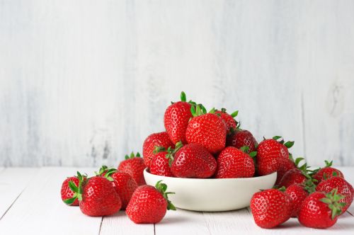 Πώς θα κάνετε τις φράουλες να αντέξουν περισσότερο