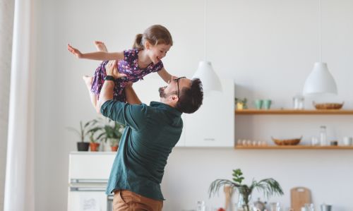 Όταν το παιδί δείχνει προτίμηση σε κάποιο γονιό