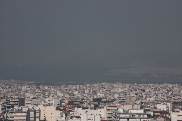 Πώς θα προστατευθείτε από τον καπνό που 