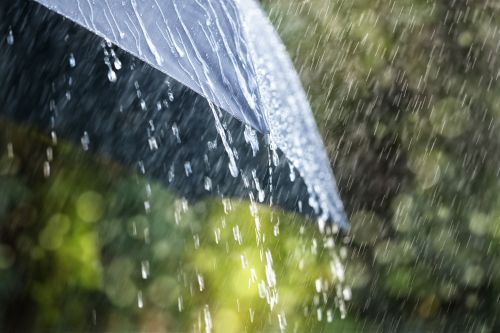 Χαλάει ο καιρός: Βροχές, καταιγίδες και πτώση θερμοκρασίας