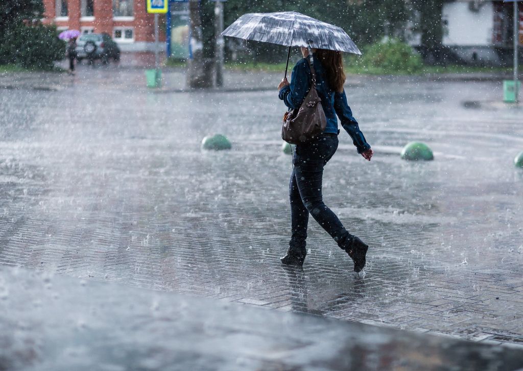 Βροχερός καιρός σε όλη τη χώρα - Πού θα σημειωθούν ισχυρά καιρικά φαινόμενα