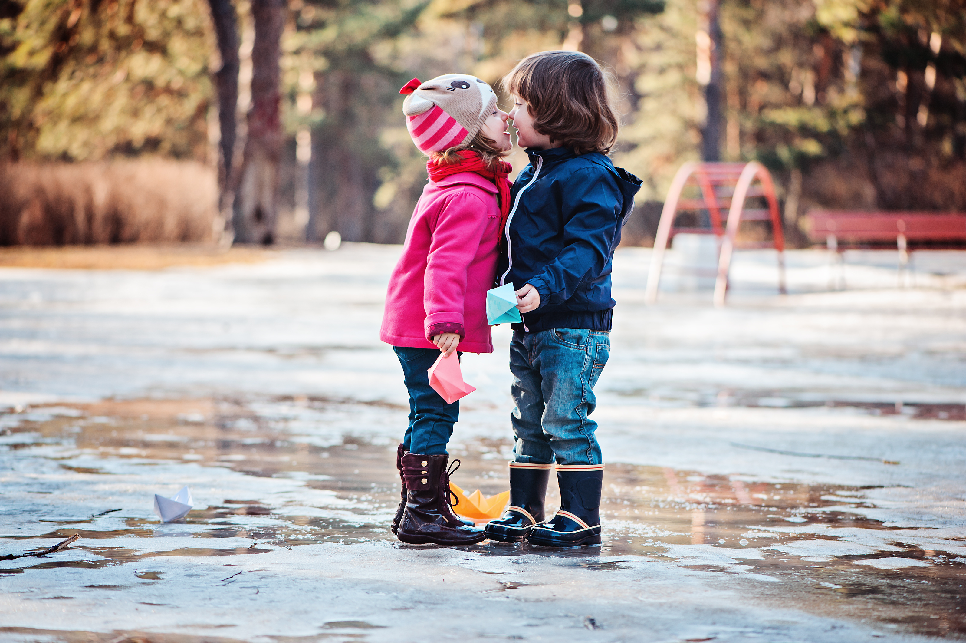 Naked Kids Kissing