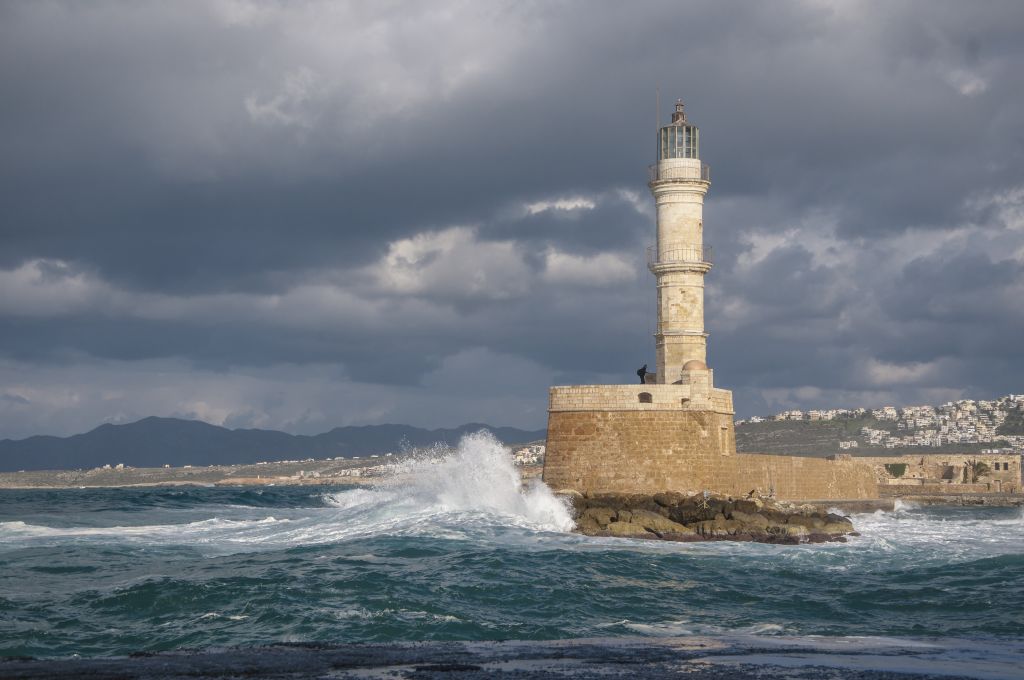 Νέα πτώση της θερμοκρασίας - Βροχές, καταιγίδες και τσουχτερό κρύο