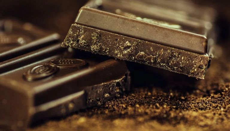 Μύθος ή αλήθεια ότι η σοκολάτα έχει επίδραση στην ερωτική ζωή | vita.gr