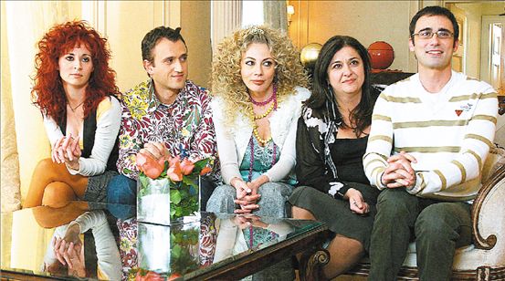 «Παρά Πέντε»: Συγκινητικό reunion των πρωταγωνιστών της αγαπημένης σειράς | vita.gr