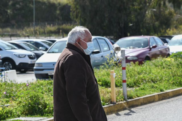 Κοροναϊός : Πού μπορείτε να καλείτε για να ενημερωθείτε