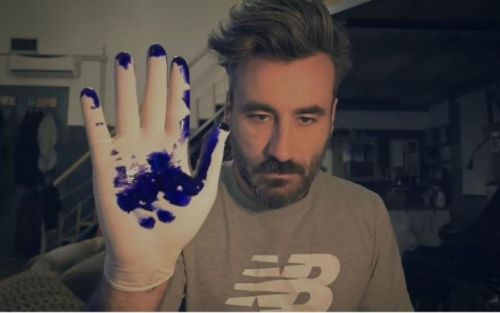 Γιώργος Μαυρίδης: Εξηγεί πως μεταφέρεται ο κορωναϊός φορώντας γάντια