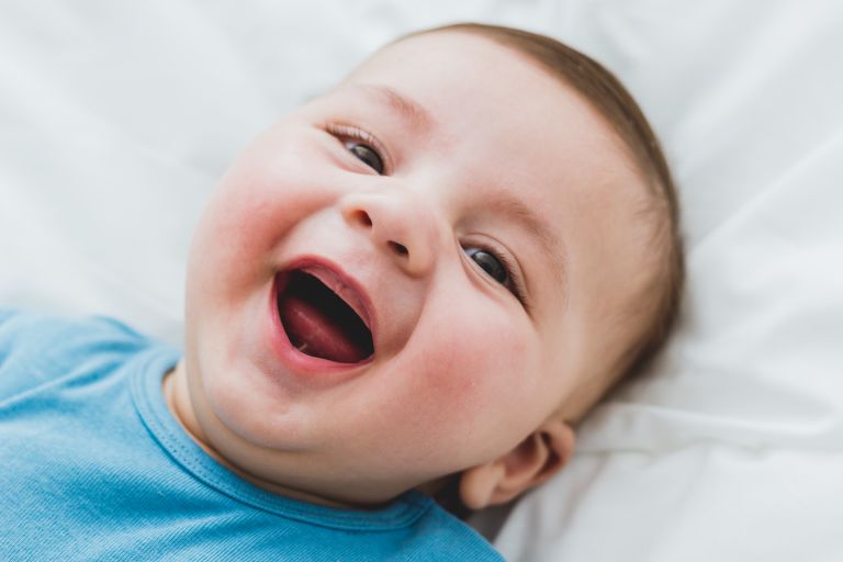 Πότε να περιμένω το πρώτο χαμόγελο του μωρού; | vita.gr