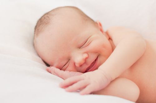 Τα πιο όμορφα χαρακτηριστικά του νεογέννητου