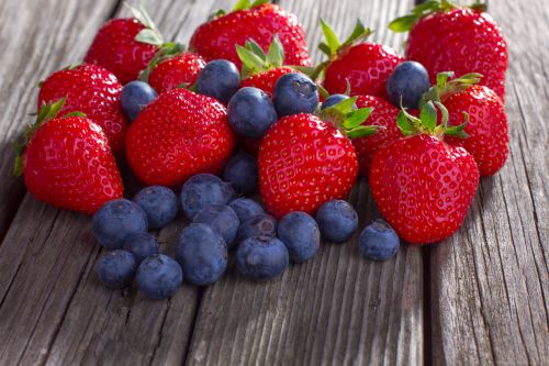 Ανοιξιάτικα φρούτα: Πολυτίμοι σύμμαχοι υγείας