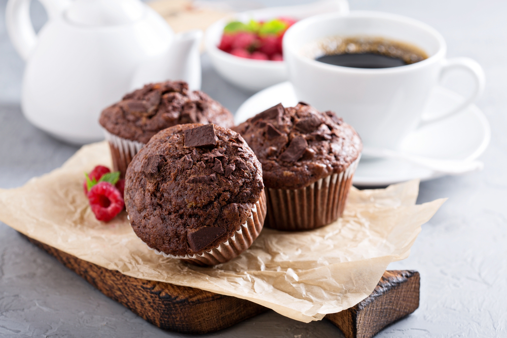 Σοκολατένια muffins με τρία υλικά