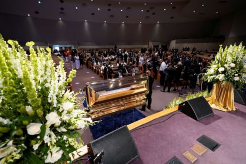 Συγκλονιστικές στιγμές στην κηδεία του Τζορτζ Φλόιντ