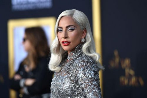 Lady Gaga: Μαινόμενη κατά Τραμπ – «Ρατσιστής και ηλίθιος»