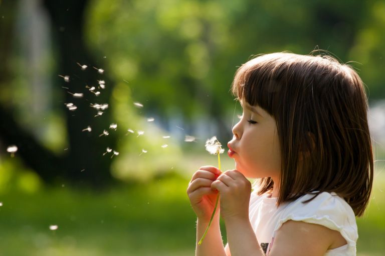 Μεγαλώνουμε παιδιά που αγαπούν τη φύση | vita.gr