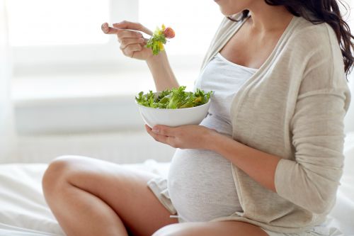 Οι βασικές διατροφικές συμβουλές για εγκύους