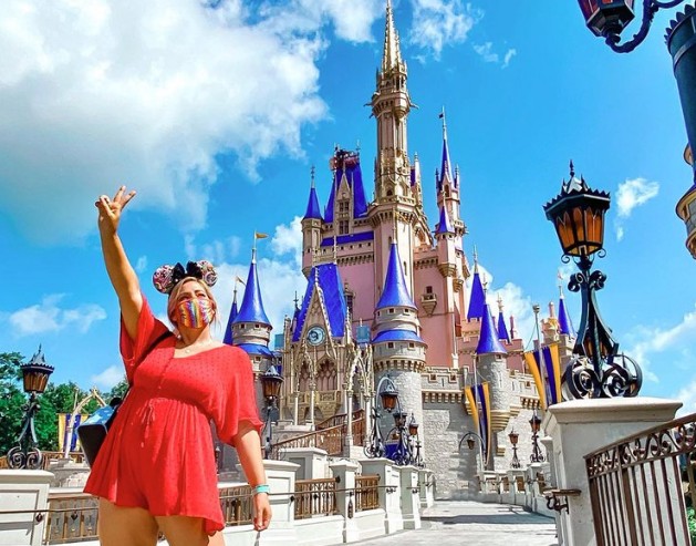 Τα θεματικά πάρκα της Walt Disney υποδέχονται και πάλι επισκέπτες | vita.gr