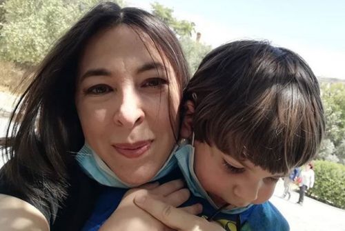 Αλίκη Κατσαβού: “Δεν έχω ανάγκη για σύντροφο, μου φαίνεται αδιανόητο”