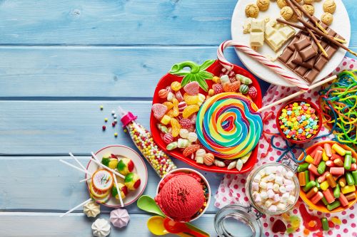 Πώς θα νικήσετε την επιθυμία σας για γλυκά όταν κάνετε δίαιτα