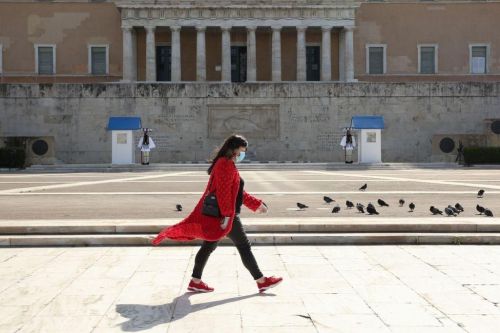 Κοροναϊός: Εξαιρετικά ρευστή η κατάσταση στην Αττική – Όλο και πιο κοντά στην «μάσκα παντού»