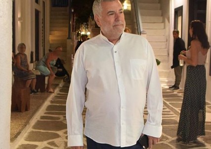 Μάκης Τσέλιος: «Είμαι κλεισμένος γιατί είμαι τρομοκρατημένος από τον κοροναϊό» | vita.gr