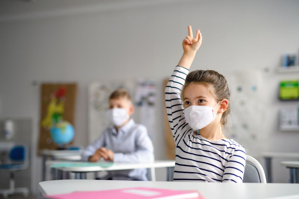 Σχολεία: Διάλειμμα μάσκας προβλέπει το υπουργείο Παιδείας