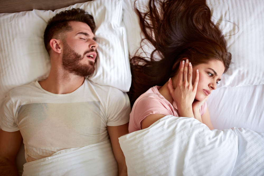 «Διαζύγιο ύπνου» : Μήπως μπορεί να σώσει τη σχέση σας;